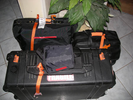 VP2VVA luggage